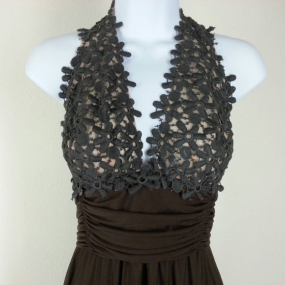 Vtg Lilli Diamond embroidered halter maxi dress Size small Chest 34 - Picture 3 of 3